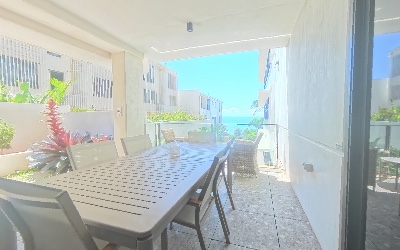 Terrace dining photograph